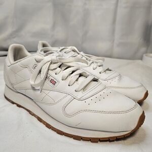 Reebok Classic Men's White and Tan Sneakers Size 10
